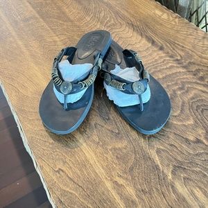 Michael Kors thong sandals Black